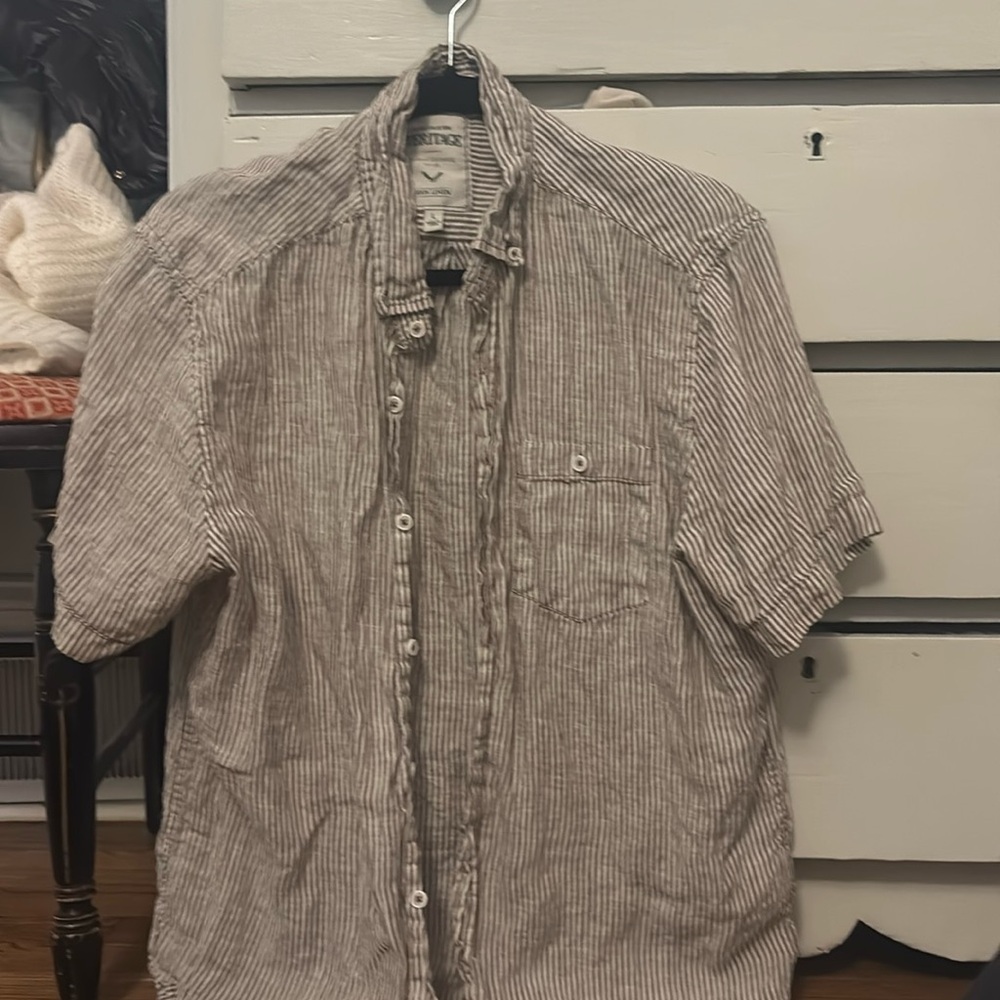 Men’s short sleeve button down